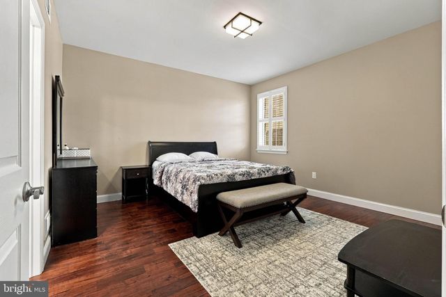 1001 RIVER CREST DR, Reading, PA 19605