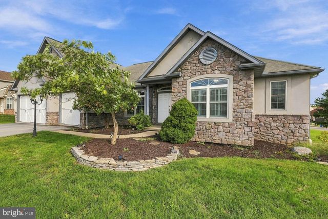 1001 RIVER CREST DR, Reading, PA 19605
