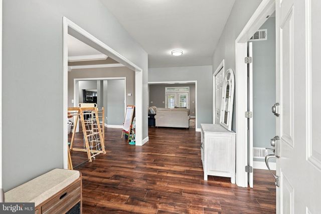 1001 RIVER CREST DR, Reading, PA 19605