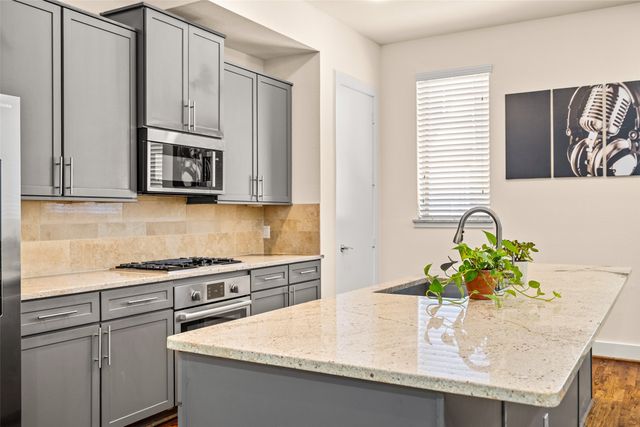 4211 Rawlins Street 252, Dallas, TX 75219