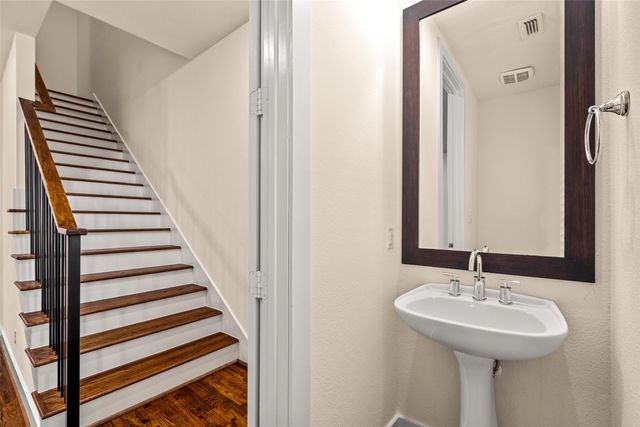 4211 Rawlins Street 252, Dallas, TX 75219