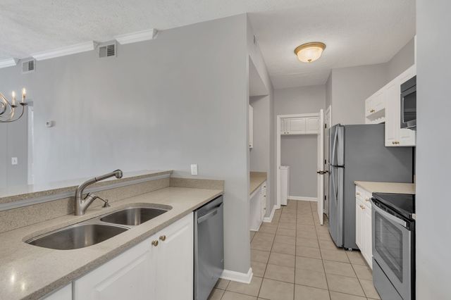 2025 Woodmont Blvd Apt 209, Nashville, TN 37215