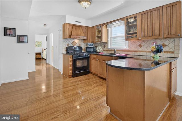 23 ALBERT E BONACCI DR, Hamilton, NJ 08690