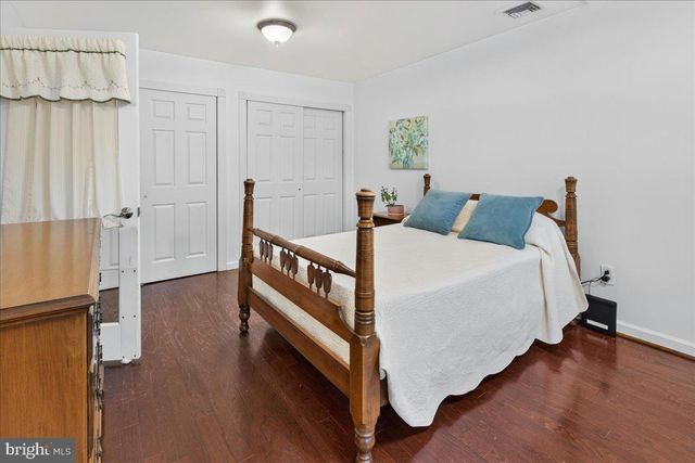 23 ALBERT E BONACCI DR, Hamilton, NJ 08690