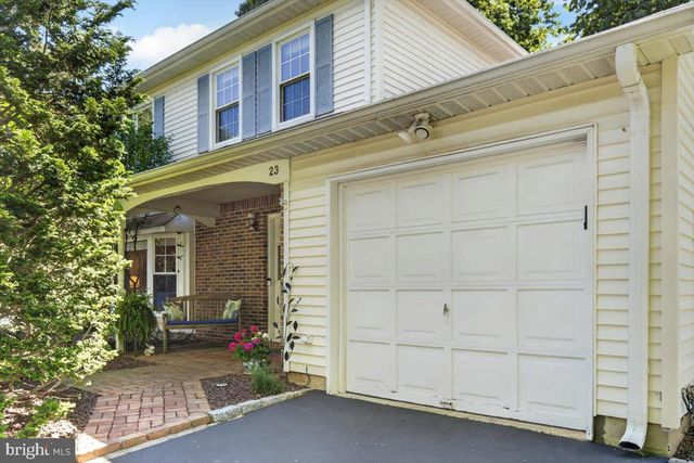 23 ALBERT E BONACCI DR, Hamilton, NJ 08690
