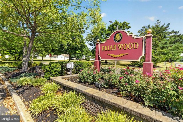 23 ALBERT E BONACCI DR, Hamilton, NJ 08690