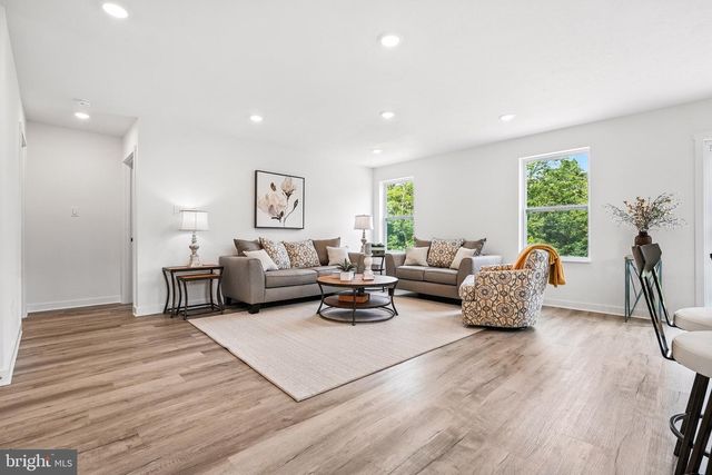 100 REGENT CIRCLE, Hagerstown, MD 21742