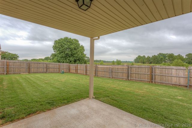 12677 S 88th East Avenue, Bixby, OK 74008