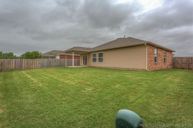 12677 S 88th East Avenue, Bixby, OK 74008