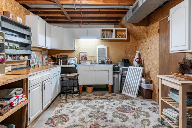 114 N 9 Street, Eldridge, IA 52748