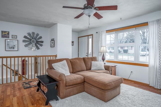 114 N 9 Street, Eldridge, IA 52748