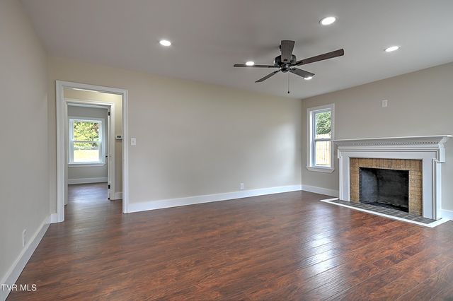 3236 Ashley Street, Kingsport, TN 37664