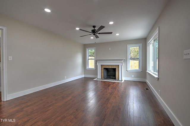 3236 Ashley Street, Kingsport, TN 37664