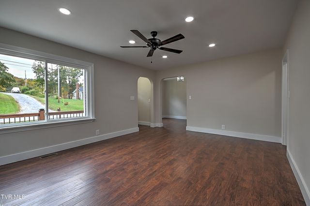 3236 Ashley Street, Kingsport, TN 37664