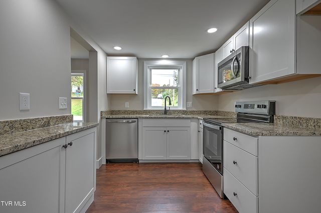 3236 Ashley Street, Kingsport, TN 37664