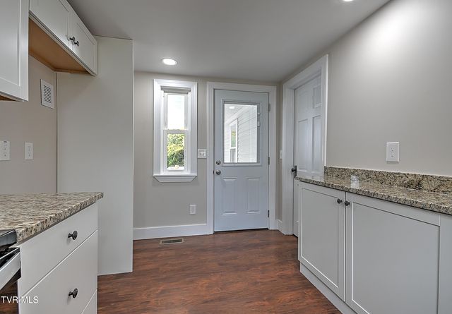 3236 Ashley Street, Kingsport, TN 37664