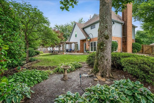 1851 AUTUMNDALE DR, Cordova, TN 38016