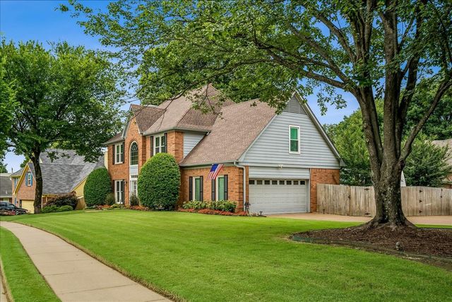 1851 AUTUMNDALE DR, Cordova, TN 38016