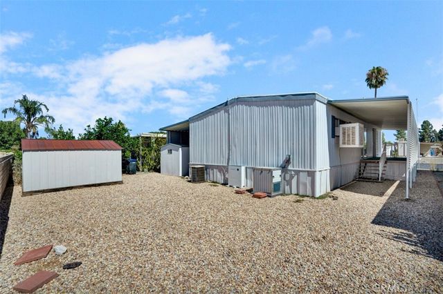 725 W Thornton Avenue 158, Hemet, CA 92543