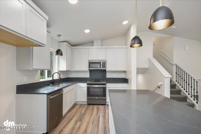7755 E Obsidian Loop, Wasilla, AK 99654