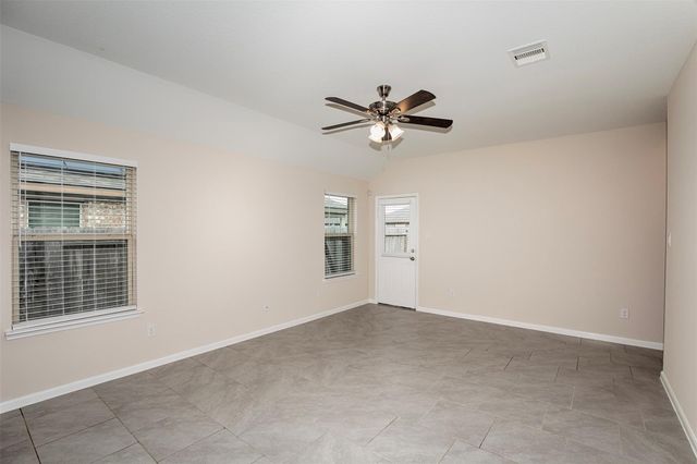 8215 Oakleaf Meadow Court, Rosharon, TX 77583