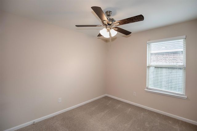 8215 Oakleaf Meadow Court, Rosharon, TX 77583