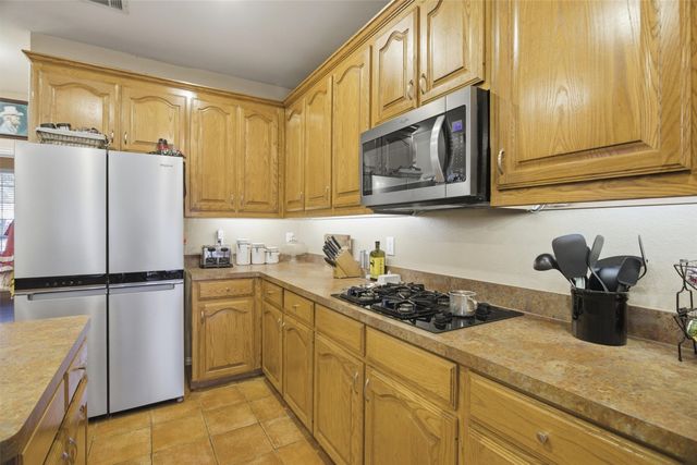 300 Canadian Trail, Mansfield, TX 76063