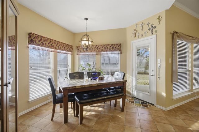 300 Canadian Trail, Mansfield, TX 76063