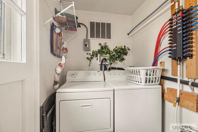 1129 Sunset Avenue, Blackfoot, ID 83221