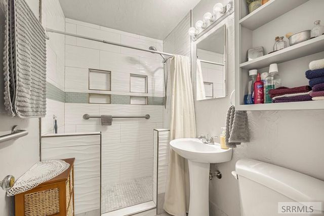 1129 Sunset Avenue, Blackfoot, ID 83221