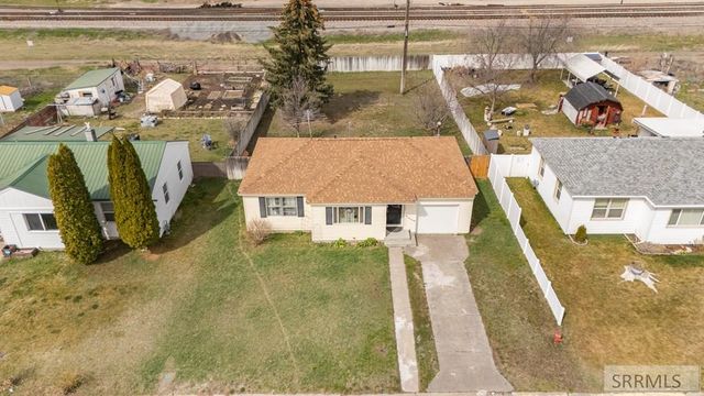 1129 Sunset Avenue, Blackfoot, ID 83221