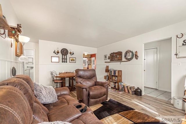 1129 Sunset Avenue, Blackfoot, ID 83221