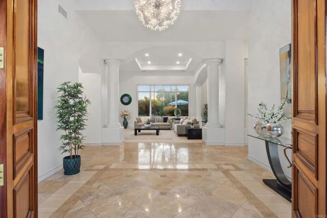 13138 Caminito Mendiola, San Diego, CA 92130