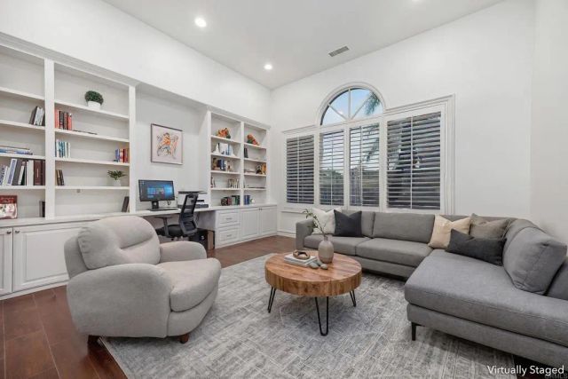 13138 Caminito Mendiola, San Diego, CA 92130