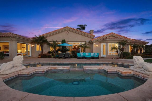 13138 Caminito Mendiola, San Diego, CA 92130