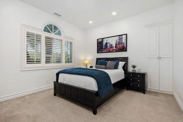 13138 Caminito Mendiola, San Diego, CA 92130
