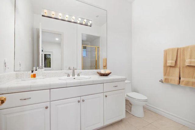 13138 Caminito Mendiola, San Diego, CA 92130