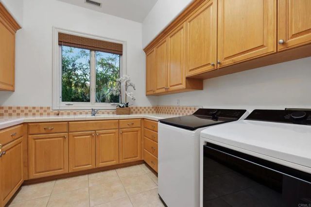 13138 Caminito Mendiola, San Diego, CA 92130