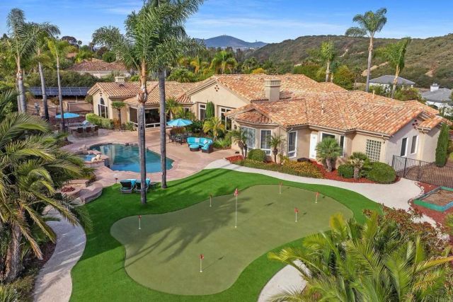 13138 Caminito Mendiola, San Diego, CA 92130