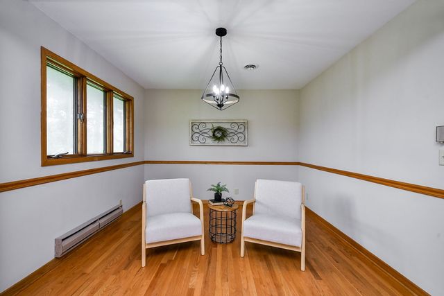2S557 Bliss Road, Sugar Grove, IL 60554