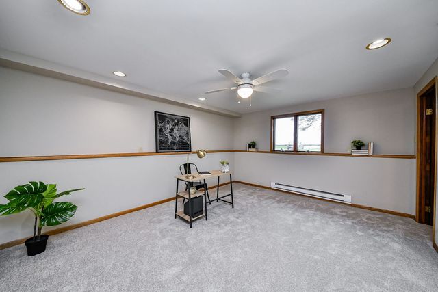 2S557 Bliss Road, Sugar Grove, IL 60554