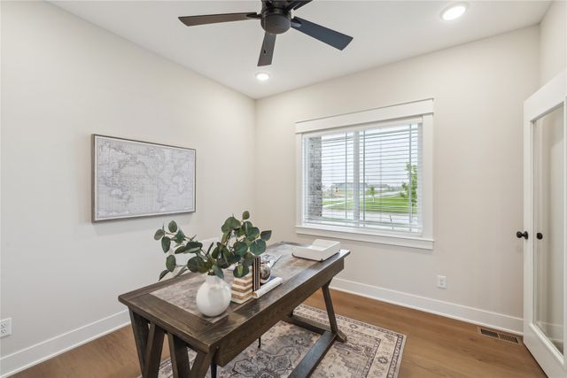 160 NW Hidden Knoll, Waukee, IA 50263