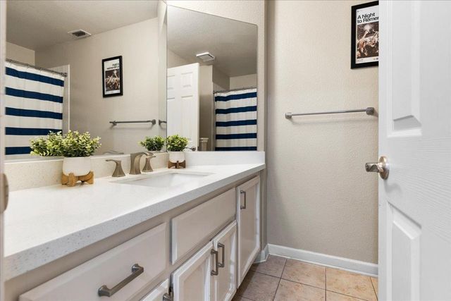 4391 Burgess Dr, Sacramento, CA 95838