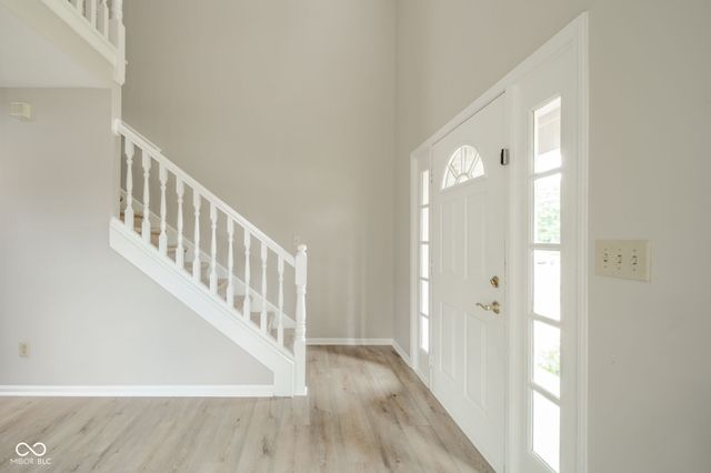 12543 Geist Cove Drive, Indianapolis, IN 46236