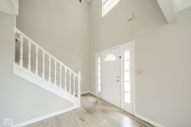 12543 Geist Cove Drive, Indianapolis, IN 46236