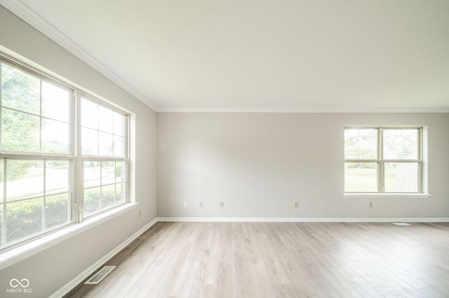 12543 Geist Cove Drive, Indianapolis, IN 46236