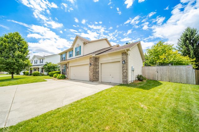 12543 Geist Cove Drive, Indianapolis, IN 46236