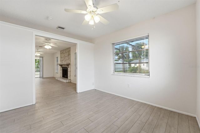 285 LORRAINE AVENUE, Venice, FL 34293