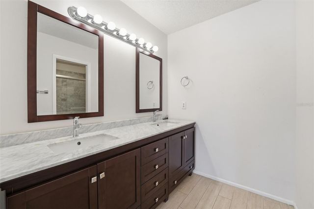 285 LORRAINE AVENUE, Venice, FL 34293