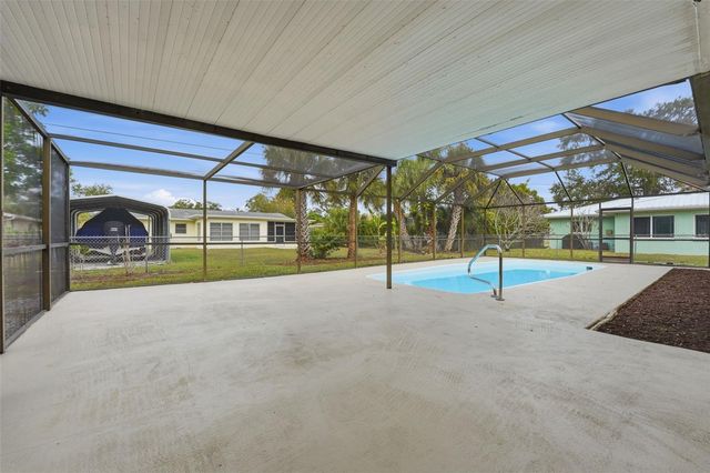 285 LORRAINE AVENUE, Venice, FL 34293